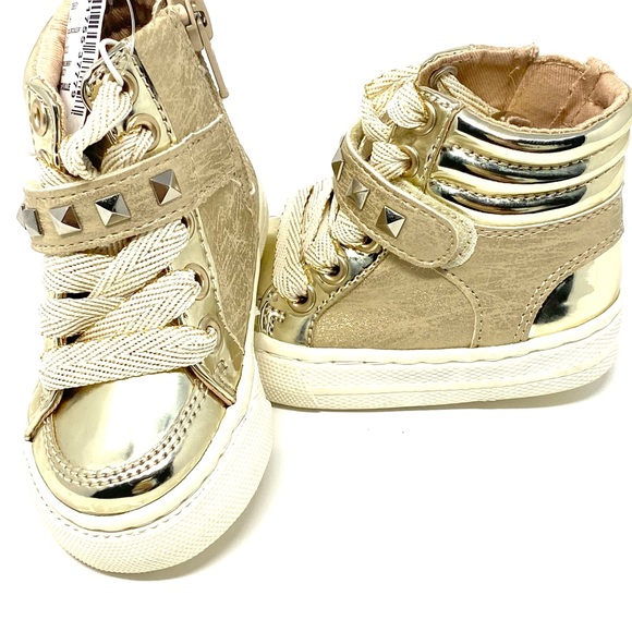 Children's Place Shoes-sneakers/Gold High top*NEW* - Picture 3 of 5